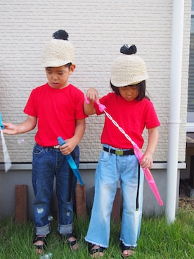 「しまむら（シマムラ）のアイテム（Tシャツ/カットソー、レッド系）」を使った、kotofukuさん（キッズ・110cm）の夏コーディネート