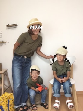 「petit main（プティマイン）のポンポン付きペーパーハット（ハット、ベージュ系）」を使った、kotofukuさん（キッズ・110cm）の夏コーディネート