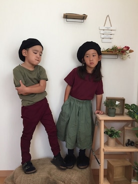 「GLOBAL WORK（グローバルワーク）のアイテム（その他パンツ、レッド系）」を使った、kotofukuさん（キッズ・110cm）の秋コーディネート