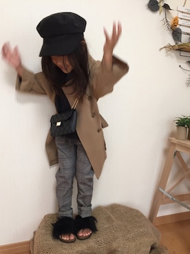 「Birthday（バースデイ）のアイテム（トレンチコート、ベージュ系）」を使った、kotofukuさん（キッズ・110cm）の秋コーディネート