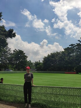 「Hのアイテム（トップス）」を使った、番茄炒蛋さん（レディース・157cm）の夏コーディネート