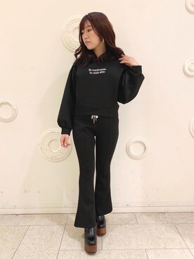 「REDYAZEL（レディアゼル）のアイテム（パンツ）」を使った、honoさん（レディース・155cm）の秋コーディネート