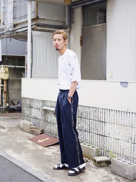 「MYne（マイン）のアイテム（スラックス）」を使った、JIONさん（メンズ・185cm）の夏コーディネート