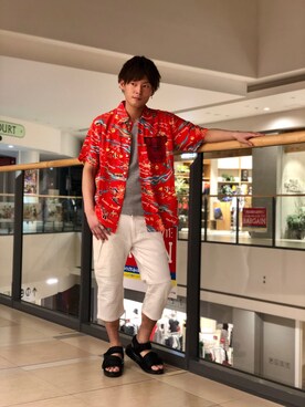 「AVIREX（アヴィレックス）のアイテム（サンダル）」を使った、大山凌さん（メンズ・174cm）の夏コーディネート