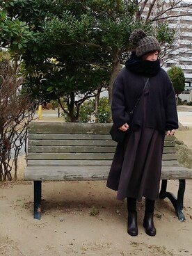 「CA4LA（カシラ）のアイテム（ニットキャップ/ビーニー、グレー系）」を使った、98mayuさん（レディース・157cm）の冬コーディネート