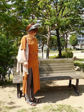 「RODE SKO（ロデスコ）のHELLI ダブルスネークサンダル（サンダル、ブラック系）」を使った、98mayuさん（レディース・157cm）の夏コーディネート