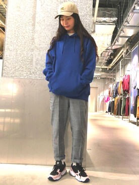 「スボーツミックス」｜「アイテム（キャップ）」を使った、NUIさん（レディース・158cm）の秋コーディネート