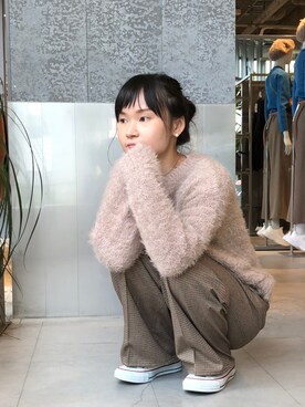 「フェザー」｜「アイテム（その他）」を使った、NUIさん（レディース・158cm）の秋コーディネート