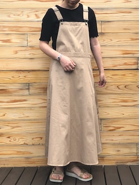 「koe（コエ）のアイテム（ジャンパースカート）」を使った、NUIさん（レディース・158cm）の秋コーディネート