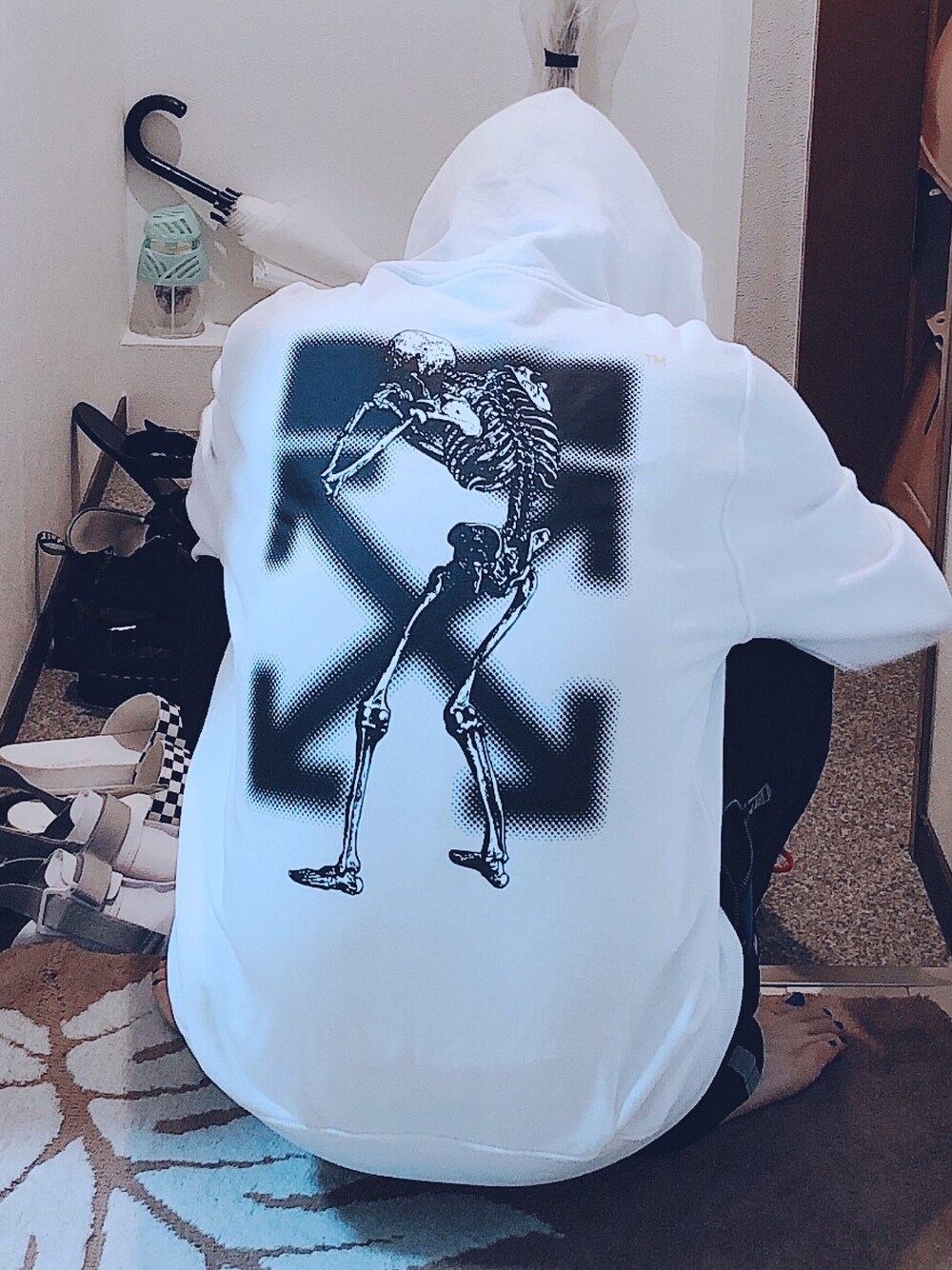 「秋のコーデ、オトナカジュアル、おしゃれさんと繋がりたい、いいね、save、フォローお願いします🤑、シンプル、off white、UNDER COVER、パーカー、KAPPA、ゆうな」｜「off whiteのアイテム（パーカー、ホワイト系）」を使った、アリマ サトシさん（メンズ・168cm）の秋コーディネートの1枚目の写真