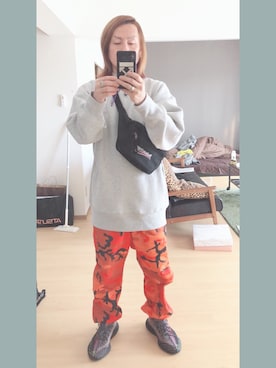 「イージーブースト」｜「アイテム（スウェット）」を使った、アリマ サトシさん（メンズ・168cm）の冬コーディネート