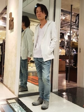 「アイテム（ドレスシューズ、グレー系）」を使った、SUZUKIさん（メンズ・161cm）の春コーディネート