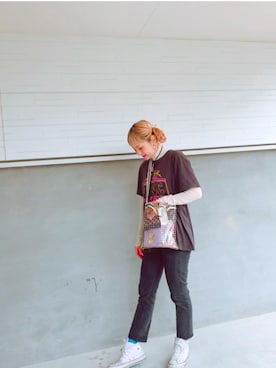 「UNIQLO（ユニクロ）のハイライズシガレットジーンズ（デニムパンツ）」を使った、リリーさん（レディース・150cm）の春コーディネート