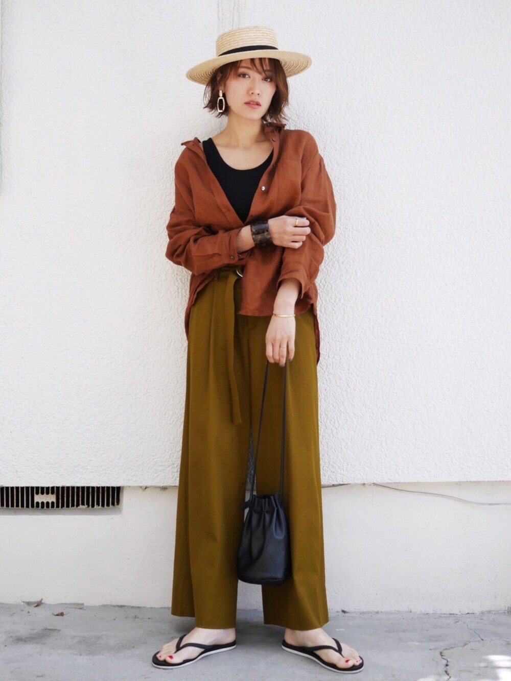 21年冬のワイドパンツコーディネートは 黒を味方につけて おすすめのコーディネートをまとめて紹介します Unisize ユニサイズ