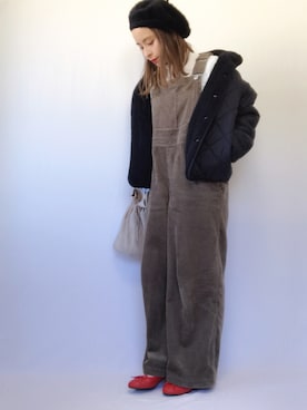 「アイテム（サロペット/オーバーオール、ブラウン系）」を使った、emineoさん（レディース・151cm）の冬コーディネート