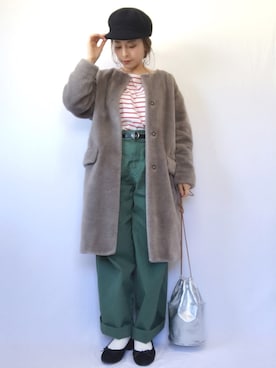 「ファーコート」｜「アイテム（キャスケット）」を使った、emineoさん（レディース・151cm）の冬コーディネート