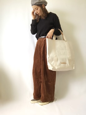 「RAWROW（ロウロウ）のアイテム」を使った、emineoさん（レディース・151cm）の秋コーディネート