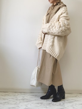 「Libra Cue（リブラ キュー）のアイテム（シャツワンピース）」を使った、emineoさん（レディース・151cm）の秋コーディネート