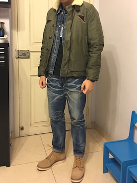 「RED WING SHOES（レッドウィング）のアイテム（その他シューズ）」を使った、Cheok Ieongさん（メンズ・170cm）の冬コーディネート