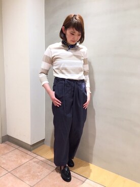 「CHAMULA（チャムラ）のアイテム（スリッポン）」を使った、藤原さん（レディース・154cm）の春コーディネート