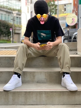 「NIKE（ナイキ）のナイキ エア フォース 1 LOW 07 メンズシューズ / NIKE AIR FORCE 1 '07 (AF1)（スニーカー、ホワイト系）」を使った、ショウさん（メンズ・167cm）の春コーディネート
