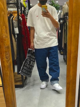 「Supreme （シュプリーム）のアイテム（Tシャツ/カットソー、ホワイト系）」を使った、ショウさん（メンズ・167cm）の夏コーディネート