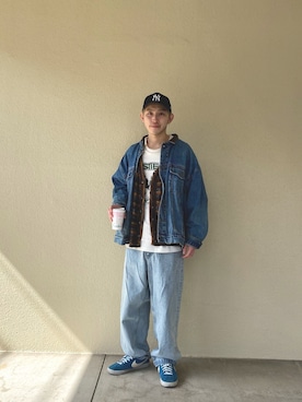 「beastie boysのアイテム（Tシャツ/カットソー、ホワイト系）」を使った、彼氏の私服をバレるまで勝手に載せますさん（メンズ・176cm）の春コーディネート