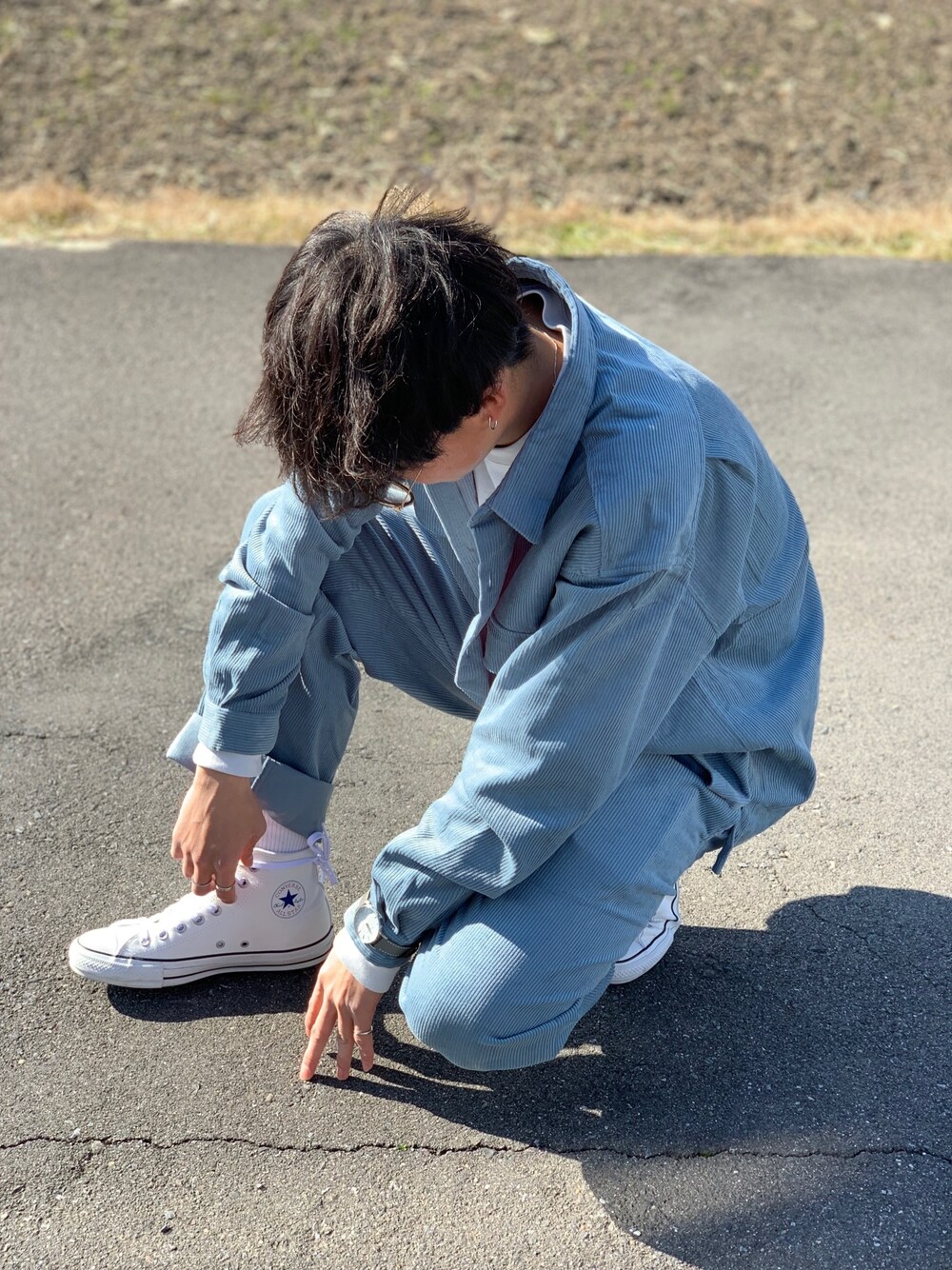 「今日のコーデ、シンプルコーデ、キレイめ、ootd、冬コーデ、スニーカー、オトナカジュアル、セットアップ、冬アウター着回しチャレンジ」｜「JUNREDのアイテム（ジャケット/アウター、ブルー系）」を使った、セントくん       さん（メンズ・170cm）の冬コーディネートの1枚目の写真