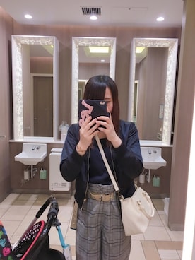 「Lee（リー）のアイテム（財布/小物）」を使った、Maicham♥︎︎∗︎*ﾟさん（レディース・163cm）の秋コーディネート