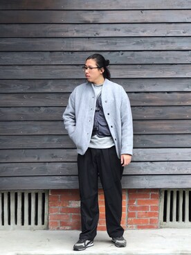 「(A)CRYPSISのアイテム」を使った、吳俊儒さん（メンズ・180cm）の春コーディネート