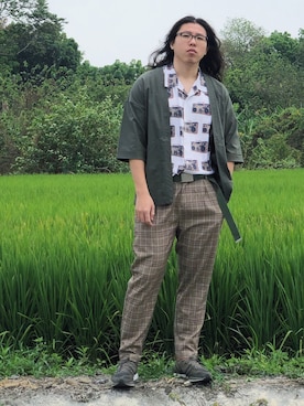 「oqLiq（オークリック）のアイテム（ジャケット/アウター）」を使った、吳俊儒さん（メンズ・180cm）の春コーディネート
