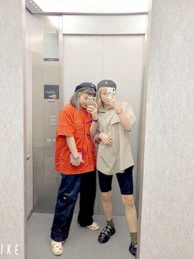 「Dickies（ディッキーズ）のアイテム（チノパンツ、ブラック系）」を使った、たまさん（レディース・158cm）の秋コーディネート