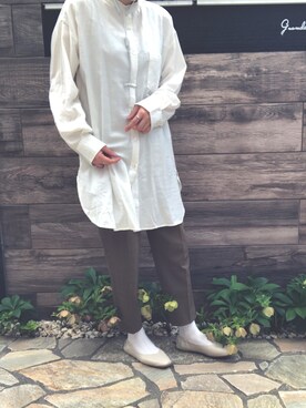 「SENSE OF PLACE by URBAN RESEARCH（センスオブプレイスバイアーバンリサーチ）のスクエアトウセンターシームフラットシューズ（パンプス）」を使った、しいこさん（レディース・156cm）の春コーディネート