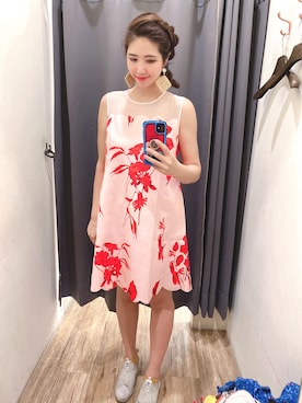 「Ted Baker（テッドベーカー）のアイテム（ワンピース/ドレス）」を使った、Natalie 唯さん（レディース・173cm）の夏コーディネート