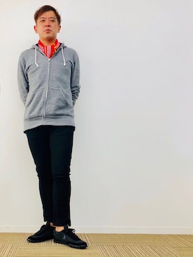 「COMME des GARCONS（コムデギャルソン）のアイテム（マフラー）」を使った、yasuさん（メンズ・174cm）の冬コーディネート