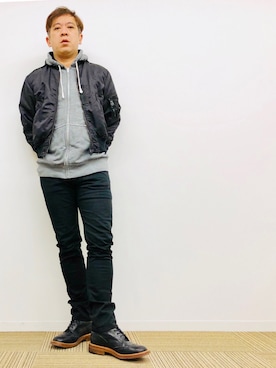 「tricker's」｜「アイテム（MA-1）」を使った、yasuさん（メンズ・174cm）の冬コーディネート