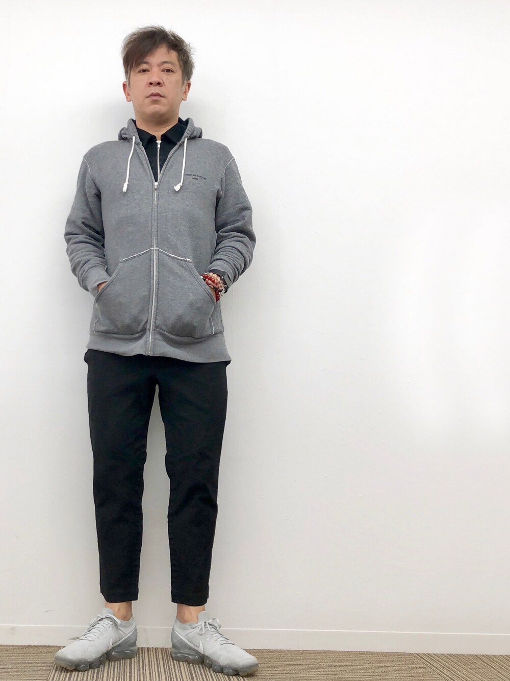 COMME des GARCONS HOMMEのパーカーを使った人気ファッション COMME des GARCONS HOMMEのパーカーを使った人気ファッション