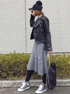 「TODAYFUL（トゥデイフル）のアイテム（ライダースジャケット）」を使った、MISATO さん（レディース・161cm）の春コーディネート