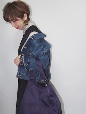 「おおぶりピアス」｜「アイテム（デニムジャケット）」を使った、MISATO さん（レディース・161cm）の冬コーディネート