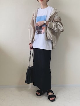「巾着バッグ」｜「アイテム（ナイロンジャケット）」を使った、MISATO さん（レディース・161cm）の春コーディネート