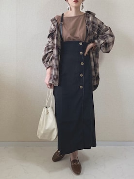 「LOWRYS FARM（ローリーズファーム）のヘンケイバングル　831862（バングル/リストバンド）」を使った、MISATO さん（レディース・161cm）の秋コーディネート