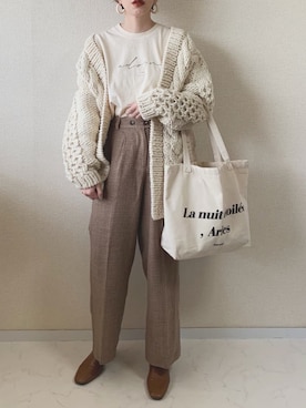 「ALLUMER（アリュメール）のアイテム（トップス）」を使った、MISATO さん（レディース・161cm）の冬コーディネート