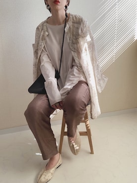 「ISOOK（アイスー）のアイテム（パンツ）」を使った、MISATO さん（レディース・161cm）の春コーディネート