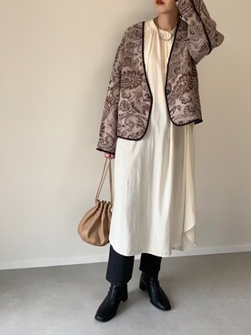 「KBF（ケイビーエフ）のアイテム（ノーカラージャケット）」を使った、MISATO さん（レディース・161cm）の秋コーディネート
