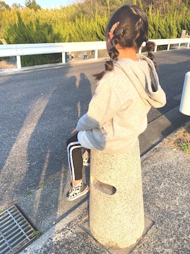 「LACEEQ（ラシーク）のアイテム」を使った、miiiさん（キッズ・110cm）の春コーディネート