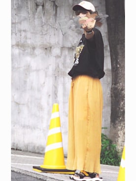 「Hard Rock Cafe（ハードロックカフェ）のアイテム（帽子）」を使った、ベイ佐藤さん（レディース・171cm）の秋コーディネート