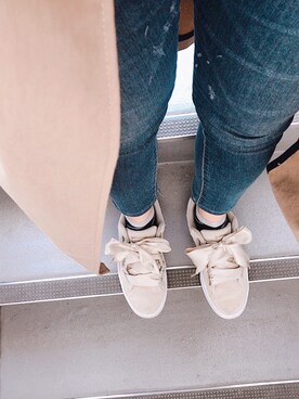 「PUMA」｜「アイテム（トレンチコート）」を使った、YUKA  MAKINOさん（レディース・158cm）の春コーディネート
