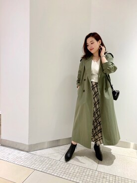 「Rouge vif（ルージュヴィフ）のアイテム（トレンチコート）」を使った、YUKA  MAKINOさん（レディース・158cm）の秋コーディネート