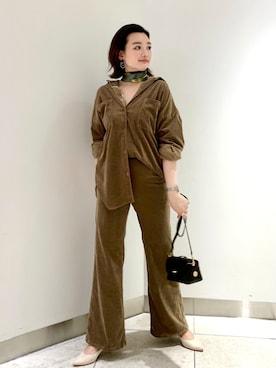 「manipuri（マニプリ）のアイテム」を使った、YUKA  MAKINOさん（レディース・158cm）の秋コーディネート