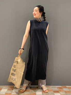 「ヘアアレンジ」｜「アイテム（財布/小物）」を使った、YUKA  MAKINOさん（レディース・158cm）の夏コーディネート